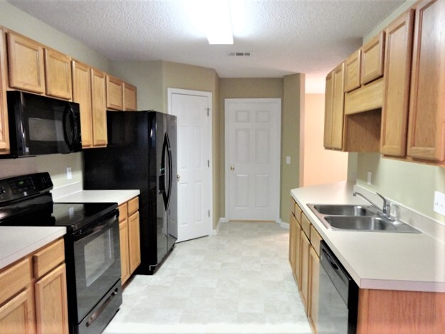 Building Photo - 47 Willow Lakes Dr
