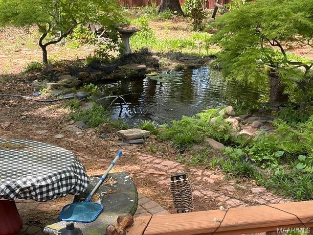 Building Photo - 931 Whitehall Pkwy