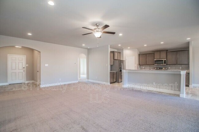 Building Photo - 1810 Quail Hollow