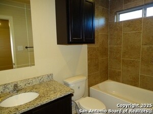 Building Photo - 7006 Lakeview Dr.