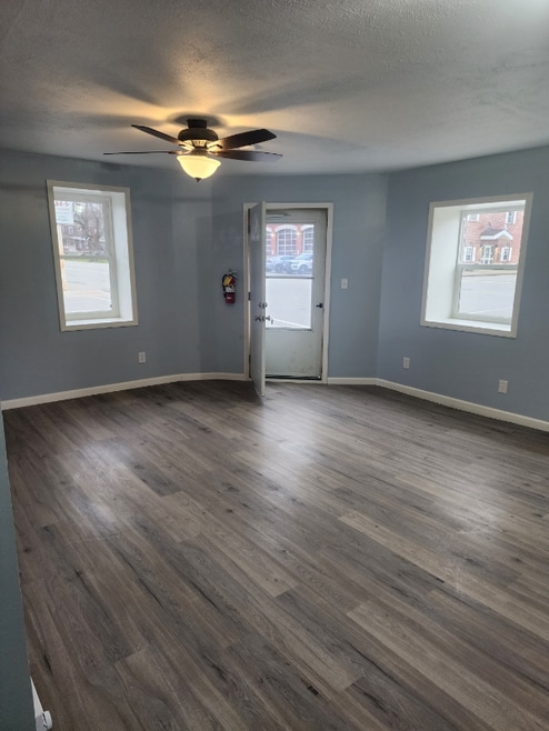 Building Photo - 110 Pearl St