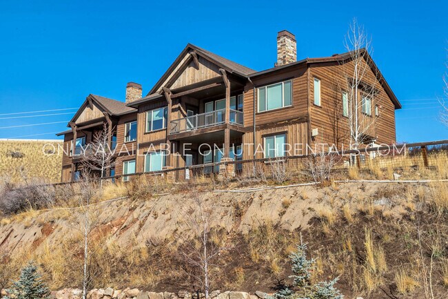 Building Photo - 1615 E Viewside Cir