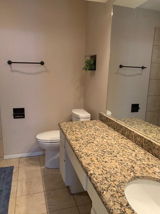 Building Photo - 2716 Rocky Lane Road - 1