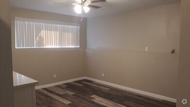 Building Photo - All Utilities Paid! Studio in San Pedro!