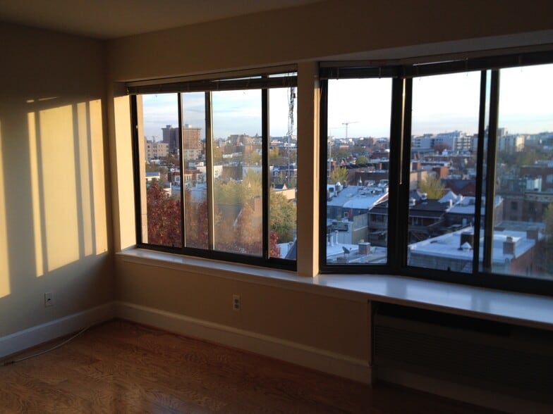 Building Photo - 1825 T St NW