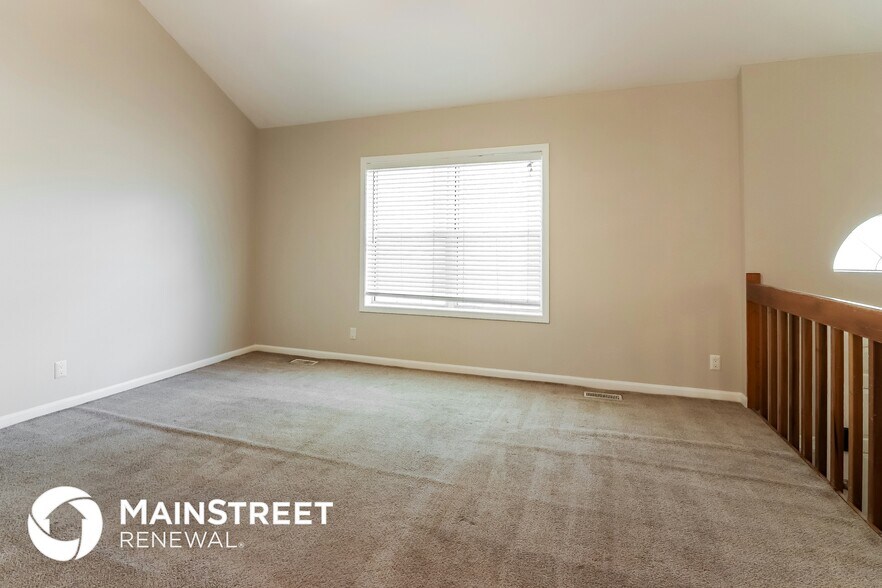 Building Photo - 522 Valle Dr