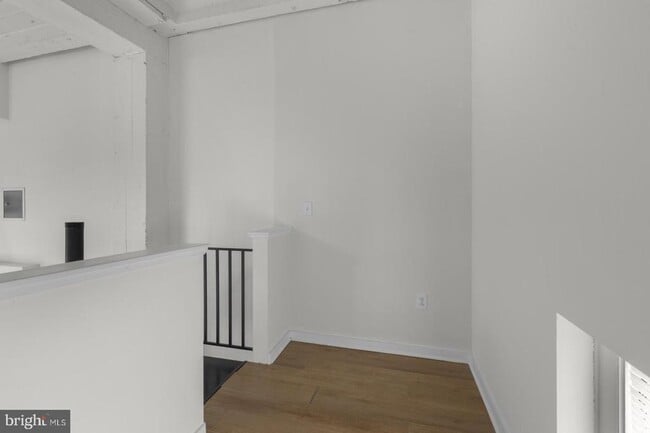 Building Photo - 109 W Wildey St