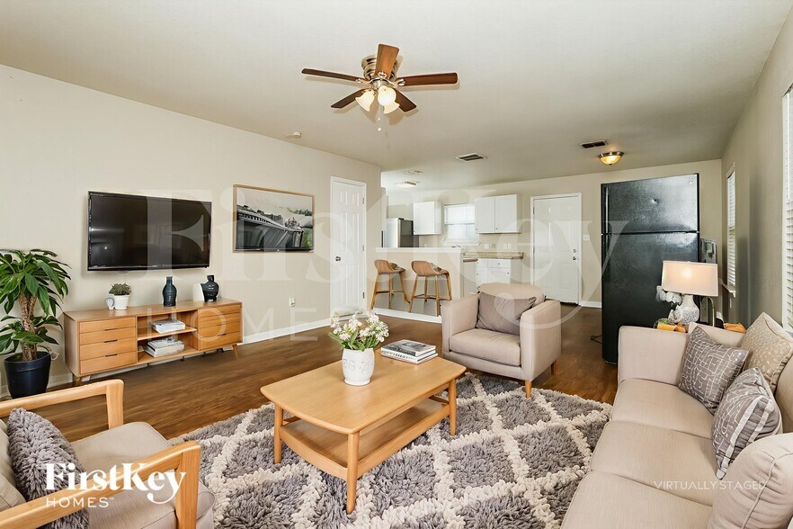 Building Photo - 10934 Moonlit Canyon