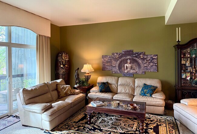 Building Photo - 5058 Three Fountains Cir