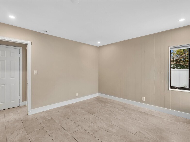 Bedroom 2 - 5408 NE 3rd Ter