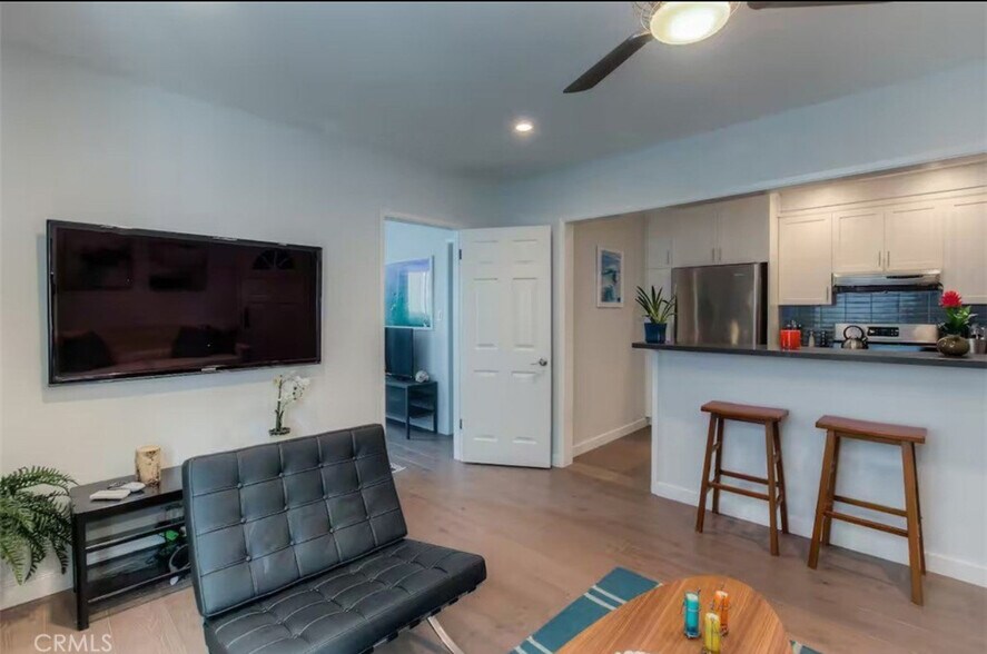 Building Photo - 202 Moonstone St