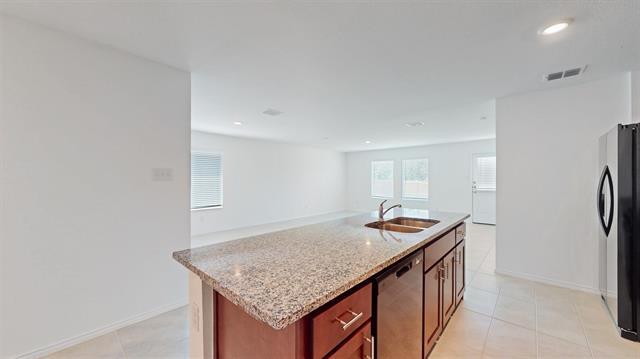 Building Photo - 1234 Tallow Trl