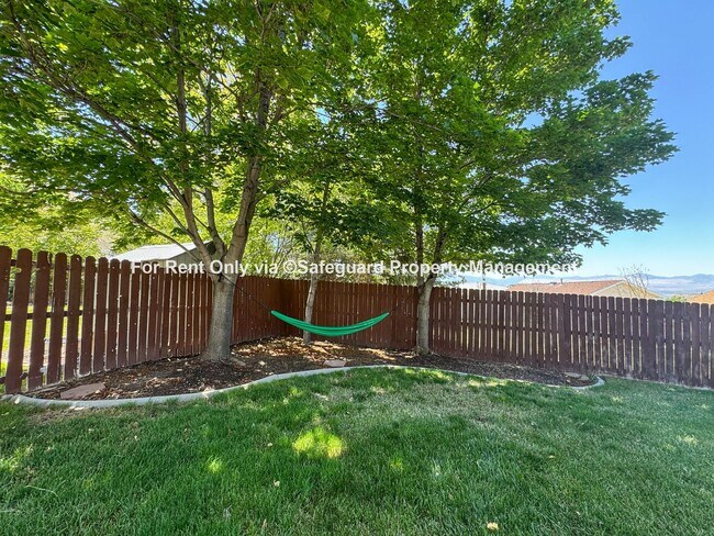 Building Photo - Wonderful Draper East Bench Home with Gorgeous Valley Views