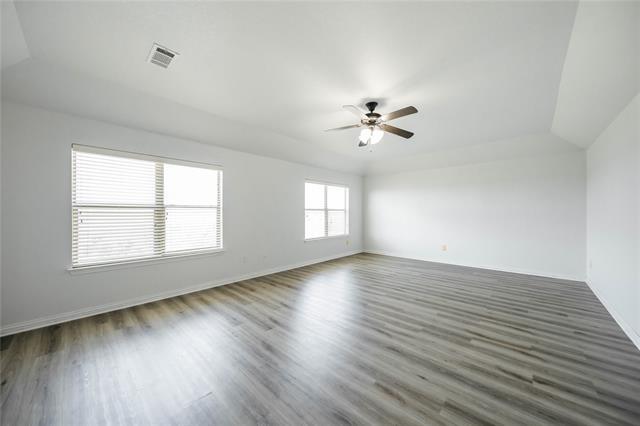 Building Photo - 2100 Benjamin Creek Dr