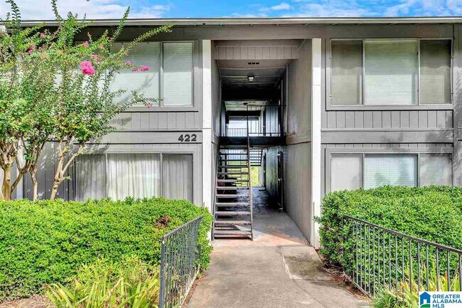 Building Photo - 422 Skyview Dr