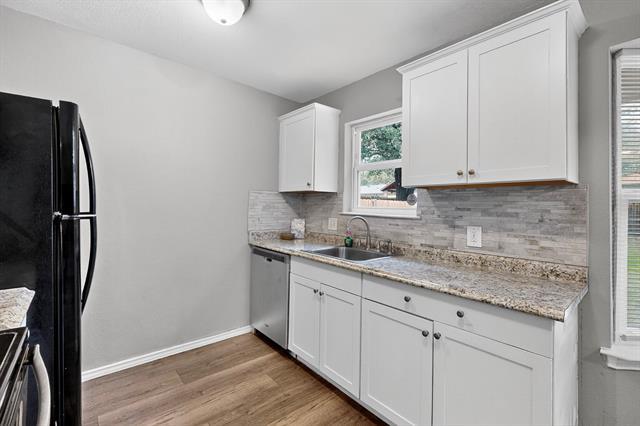 Building Photo - 5717 Macrae St