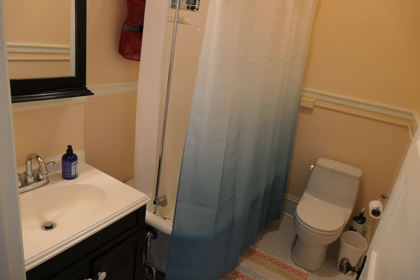 Building Photo - 2109 NW Irving St