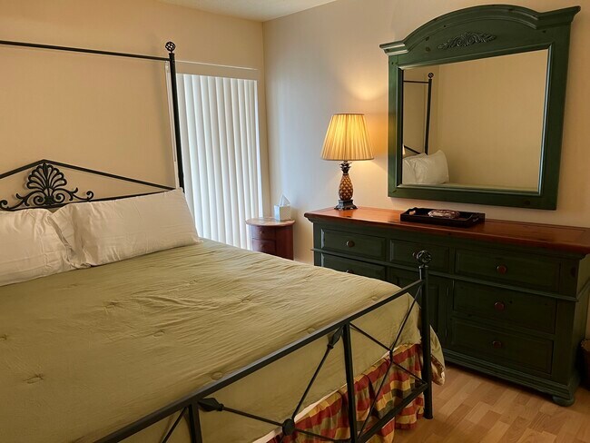 Building Photo - 2772 Woodgate Ln