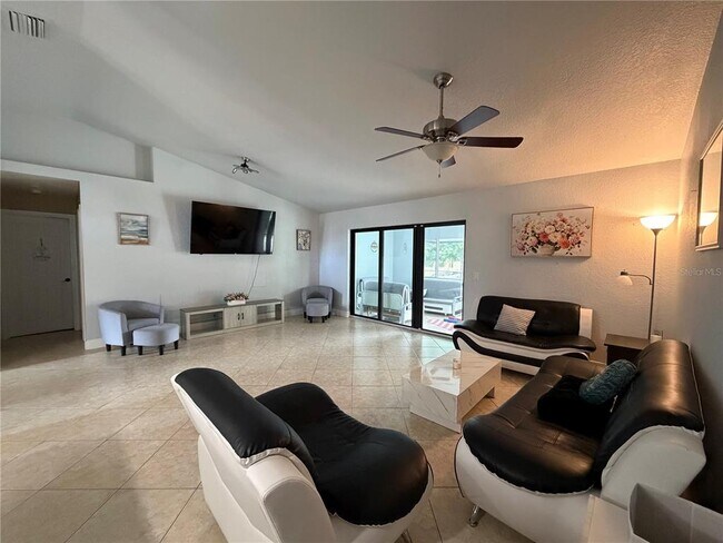 Building Photo - 6972 Crock Ave