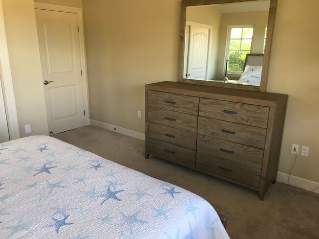 Building Photo - Gorgeous free standing luxury Hokulani Golf Villa fully furnished 3/2.5 for rent