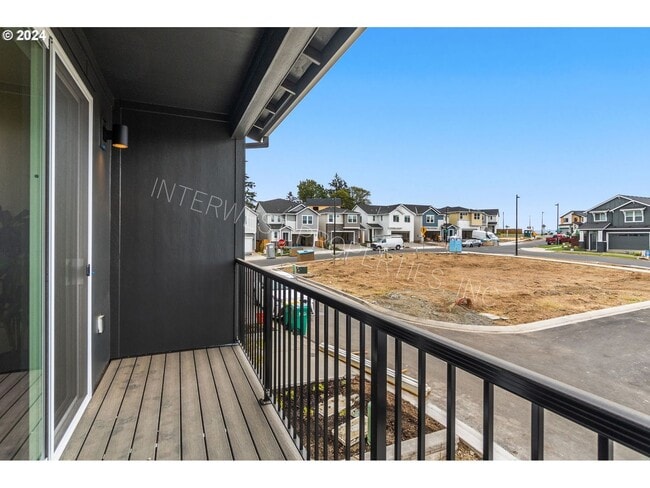 Building Photo - BEAUTIFUL NEWER CONSTRUCTION 4 BD HOME W/2 CAR GARAGE, W/D IN UNIT, AND MORE!