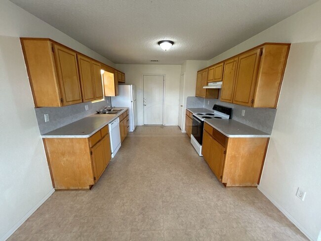 Building Photo - 4406 Secretariat Dr