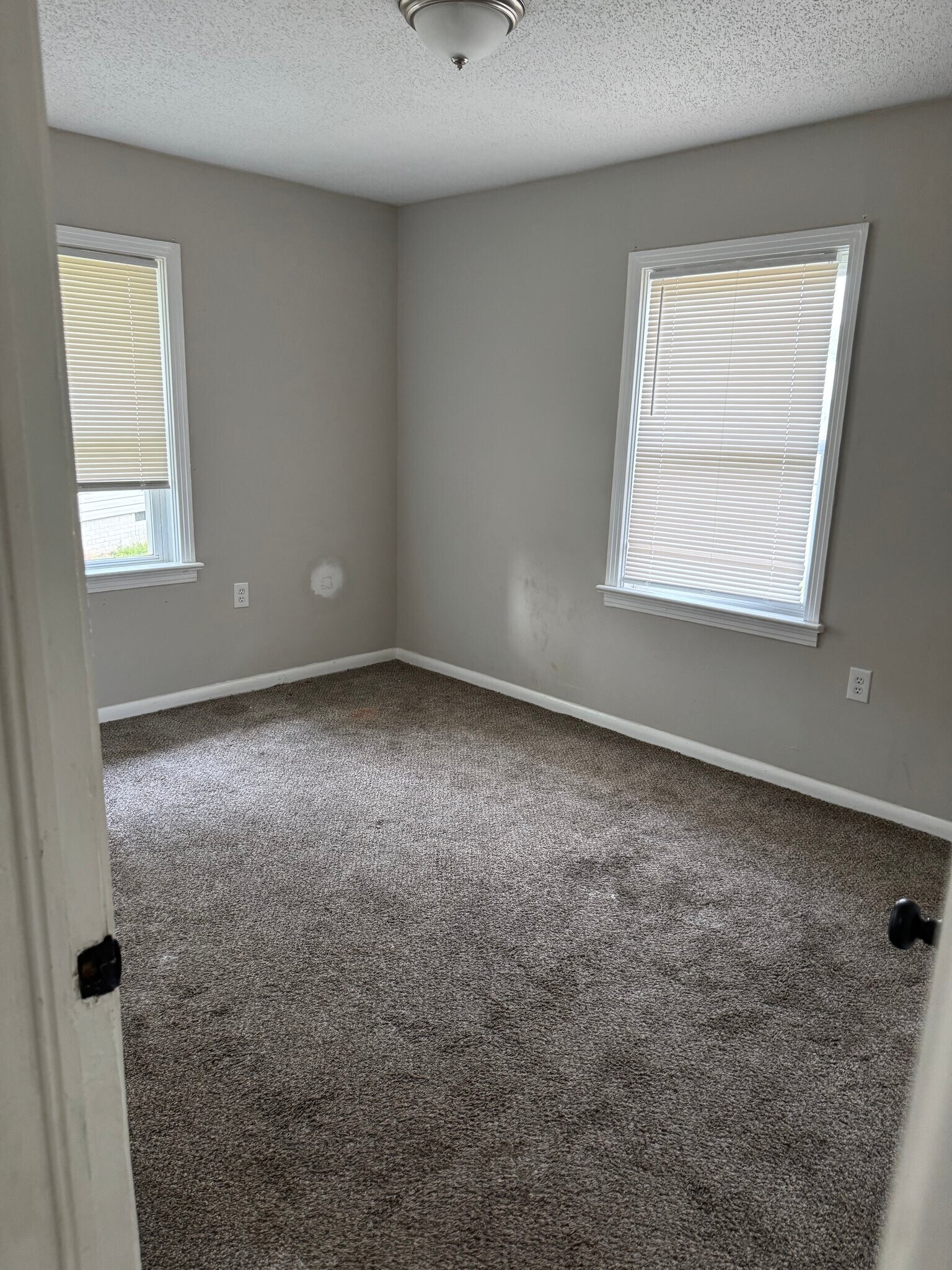 Building Photo - 109 Aventura Ct
