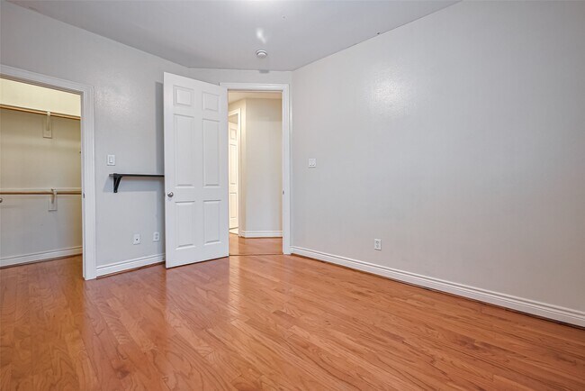 Building Photo - 2624 Starboard Point Dr
