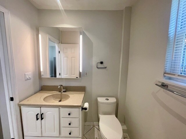 Building Photo - 92 Hyde Park Ave