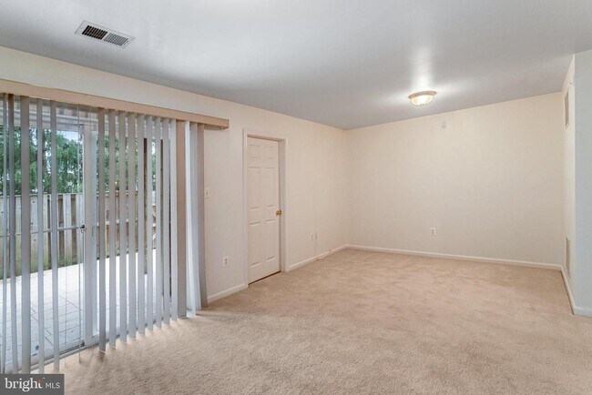 Building Photo - 14217 Hunters Run Way