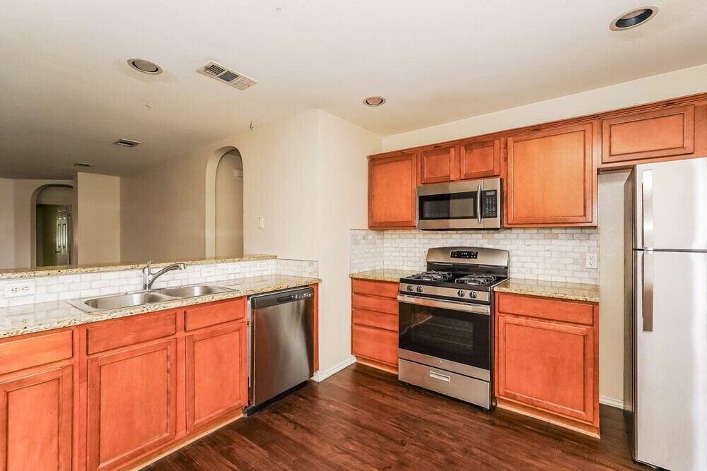 Building Photo - 6708 Friendsway Dr