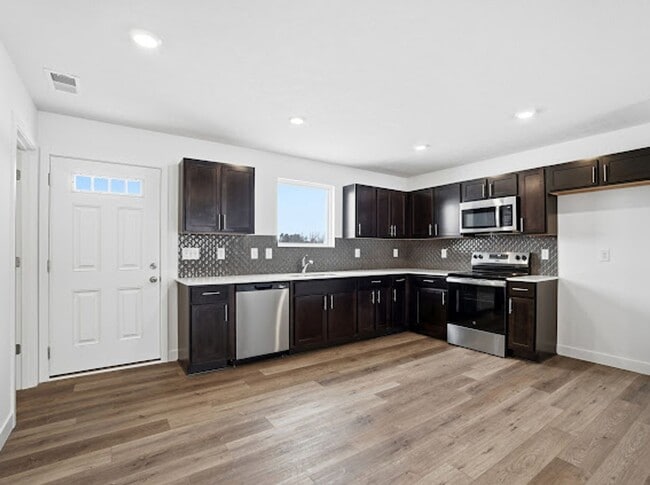 Building Photo - 3 bedroom, 2.5 bath New Build in Sidney!