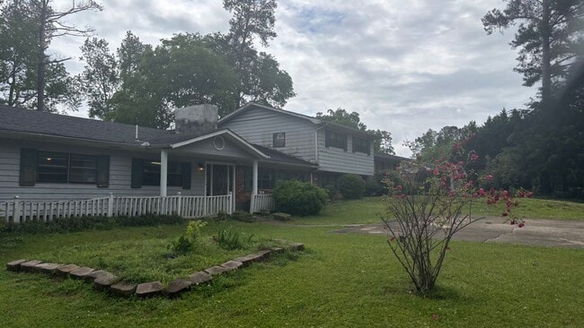 Building Photo - 5108 Wilson Cir