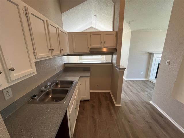 Building Photo - 1520 Taylorcrest Dr