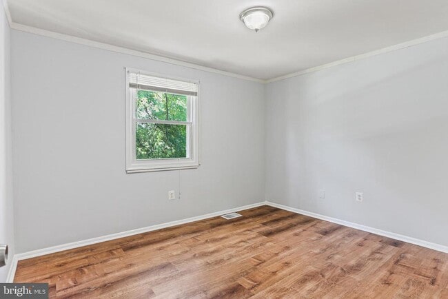 Building Photo - 12113 Pheasant Run Dr