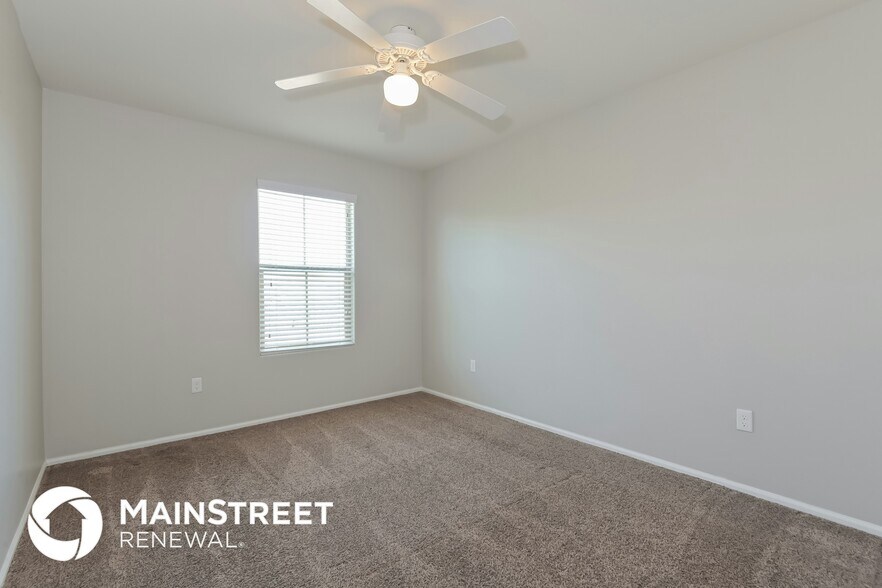 Building Photo - 7539 S Mountain Star Dr