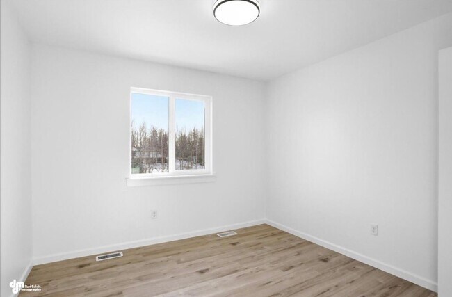 Building Photo - 336 Ashbrook Dr