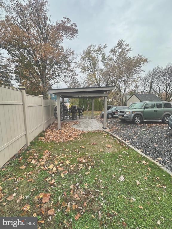 Building Photo - 1009 Parkside Ave.