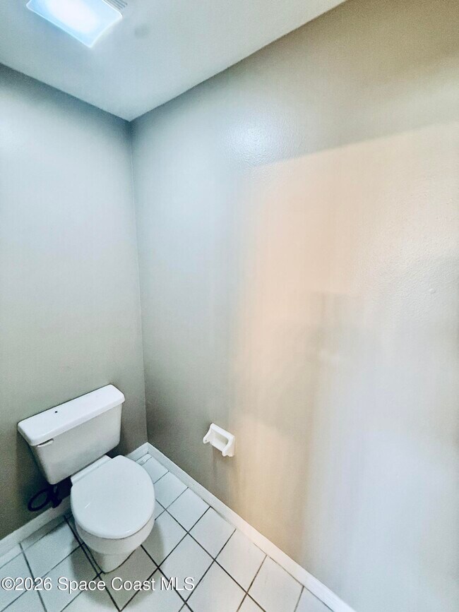 Building Photo - 1686 Rustic Way