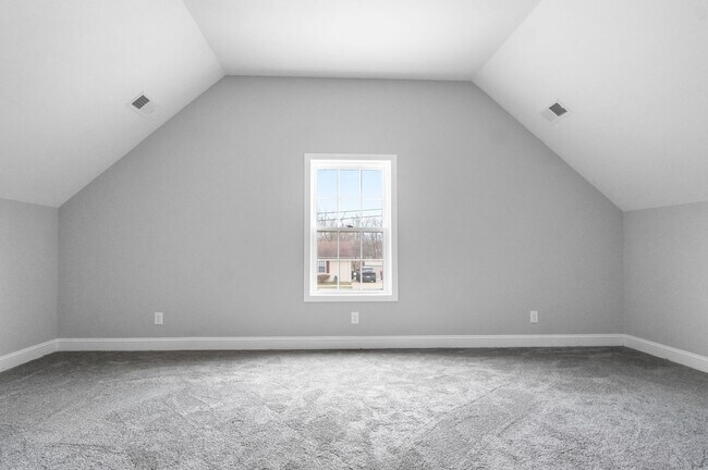 Building Photo - 2129 Powell Rd
