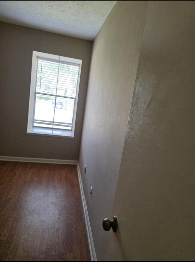 Building Photo - 14319 Whitecross Dr