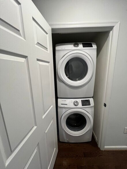 Stacked washer & dryer on the main level - 1706 William St