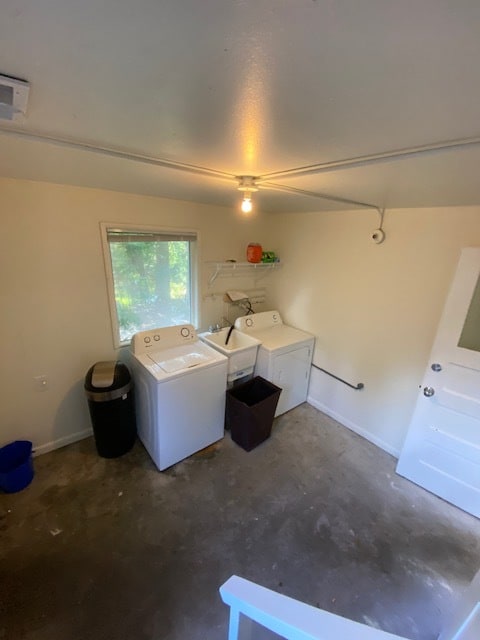 Shared laundry space - 1205 15th St