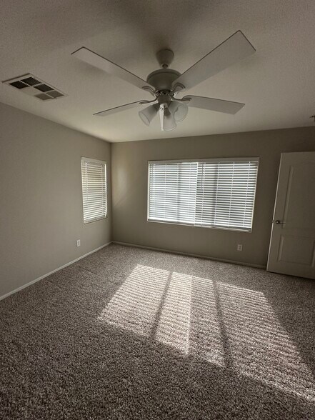Building Photo - 2926 S Anderson Ln