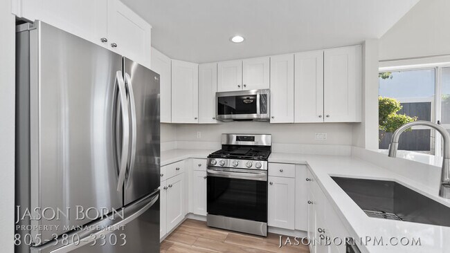 Building Photo - 1784 Sweet Briar Pl