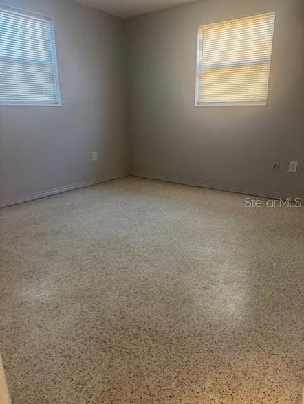 Building Photo - 3741 Kingsbury Dr