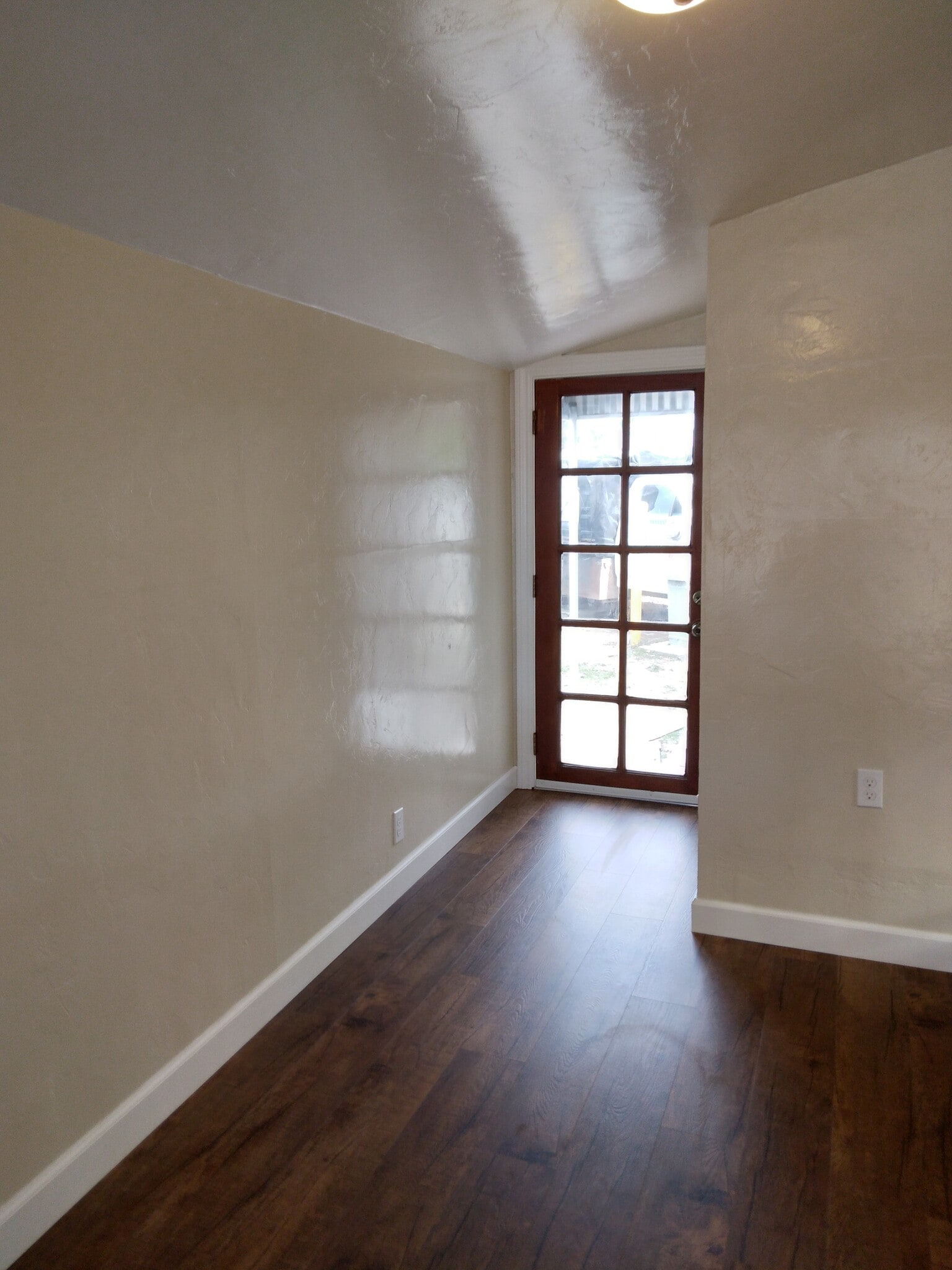 Living Room - 3300 Portola Dr