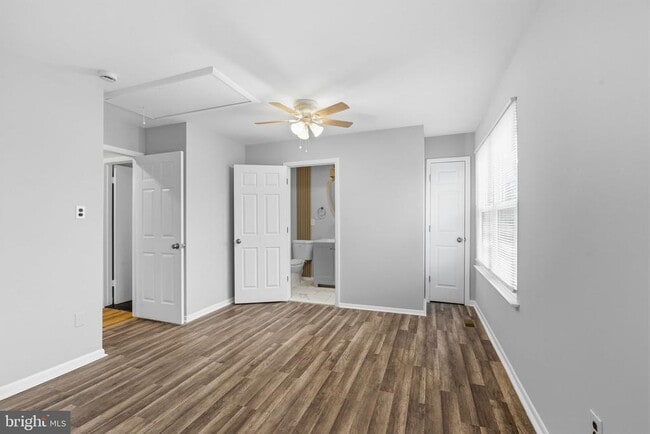 Building Photo - 341 Clarkson St