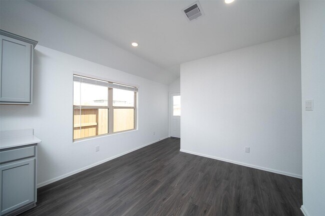 Building Photo - 18430 Cobalt Cove Ln