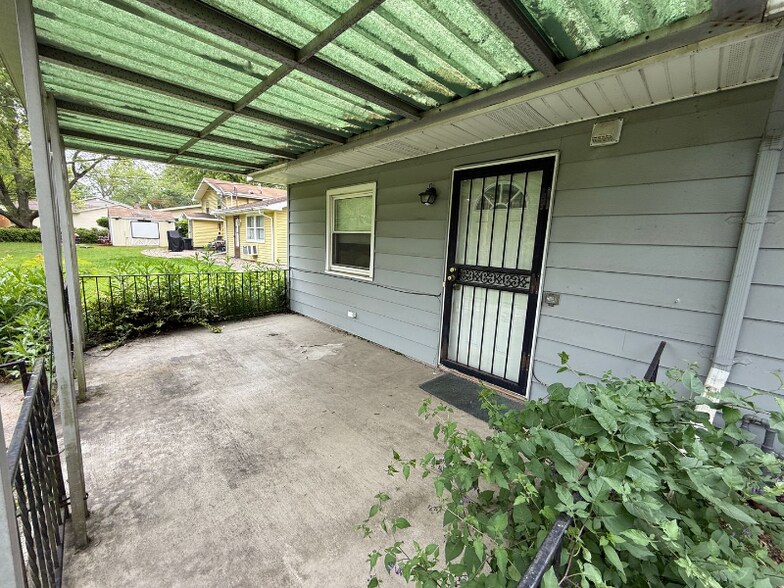 Building Photo - 4221 Lynwood Ct
